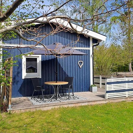Villa Lillhuset Naera Stockholm à Tungelsta Extérieur photo